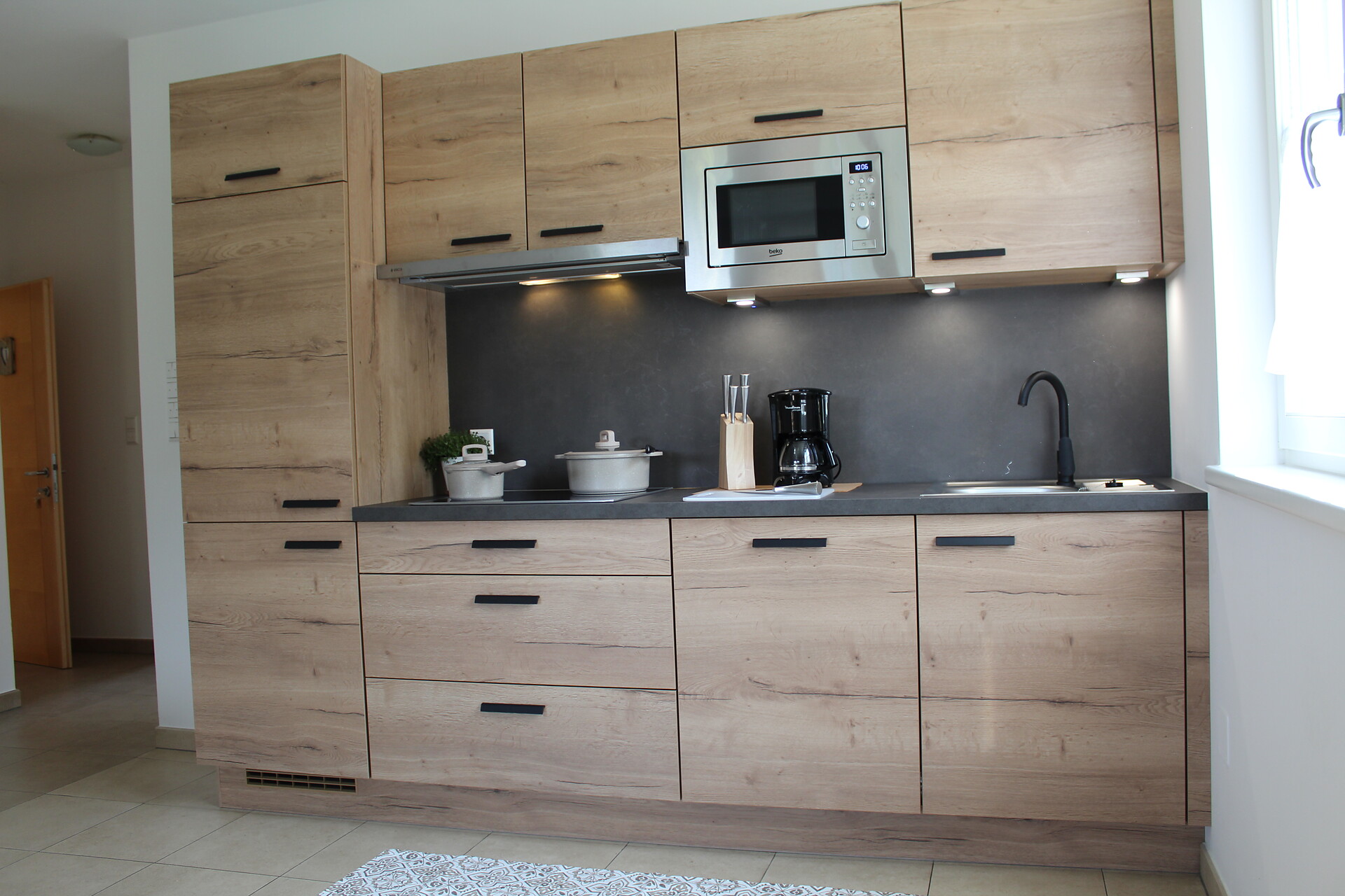 Möblierte Terrasse einer Ferienwohnung